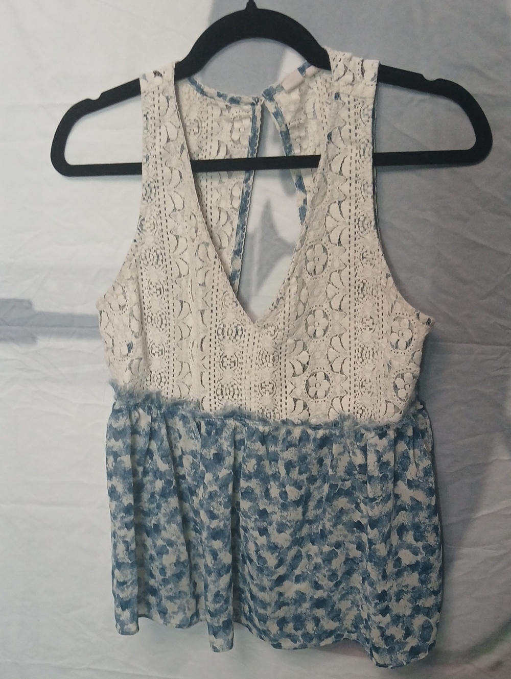 Melrose and Market White Crochet Lace Tank with Blue Trim